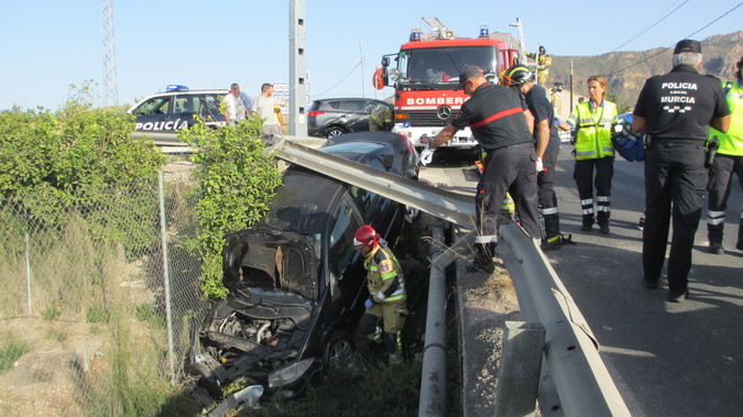 img/galeria/intervenciones2016/27.07.2016 Accidente Trafico Los Dolores/IMG_1426JPG.jpg